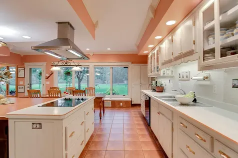 4151 Rice Street Shoreview MN 55126