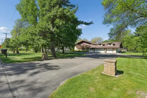 4151 Rice Street Shoreview MN 55126