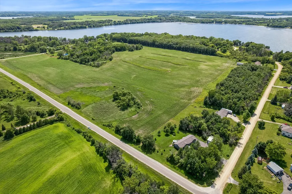 6787 Fairfax Way Faribault MN 55021