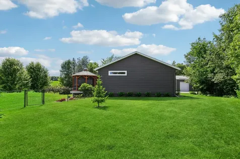 6787 Fairfax Way Faribault MN 55021