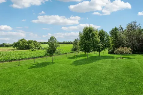 6787 Fairfax Way Faribault MN 55021