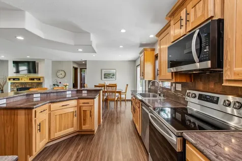6787 Fairfax Way Faribault MN 55021