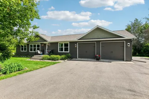 6787 Fairfax Way Faribault MN 55021