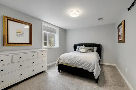 881 Kimberly Lane Chanhassen MN 55317