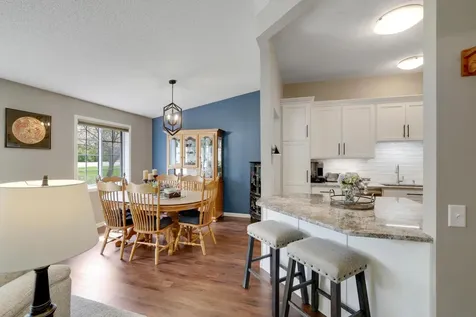 881 Kimberly Lane Chanhassen MN 55317
