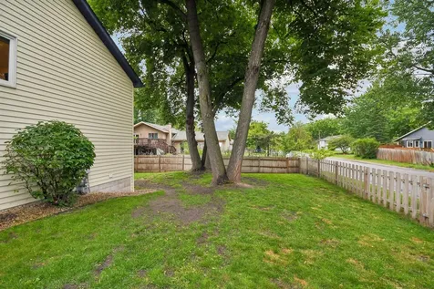 2991 Ontario Road Little Canada MN 55117