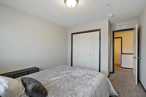 7106 Calumet Court Savage MN 55378
