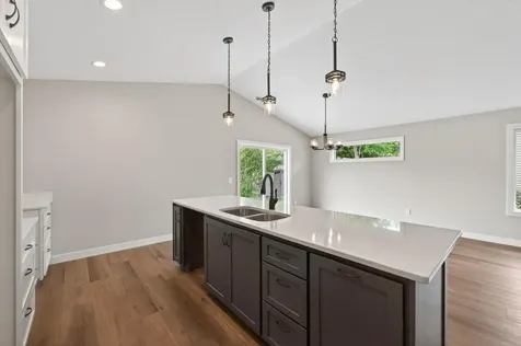 7255 Hawthorne Court North Branch MN 55056