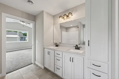 7255 Hawthorne Court North Branch MN 55056