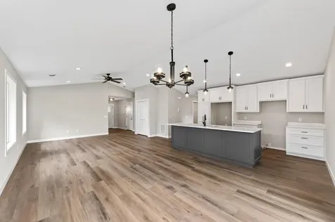 7255 Hawthorne Court North Branch MN 55056