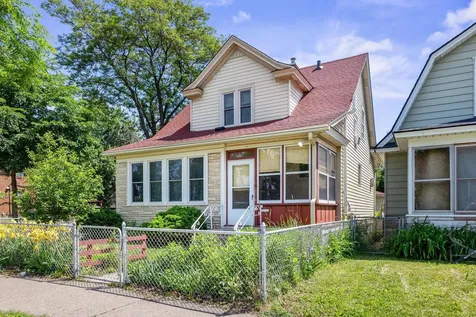 898 Western Avenue N Saint Paul MN 55117