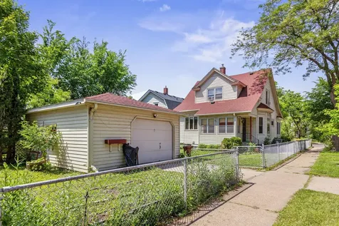 898 Western Avenue N Saint Paul MN 55117