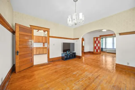 898 Western Avenue N Saint Paul MN 55117