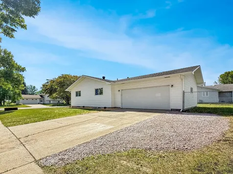 2403 18th Street S Moorhead MN 56560