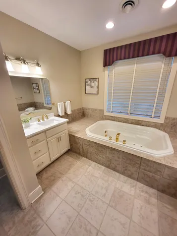 6102 Creek Ridge Court Minnetonka MN 55345