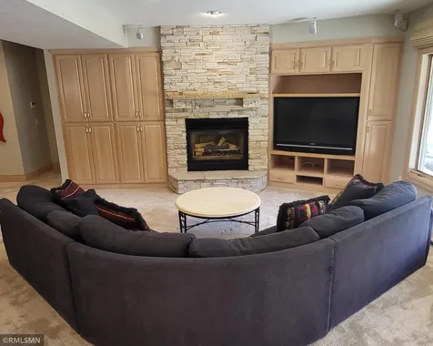 6102 Creek Ridge Court Minnetonka MN 55345