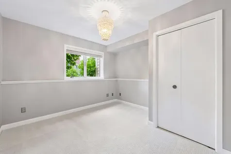 10441 Lee Drive Eden Prairie MN 55347