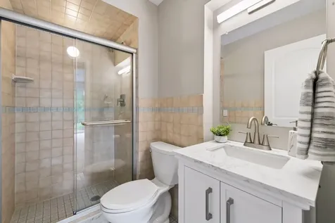 10441 Lee Drive Eden Prairie MN 55347
