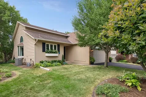 10441 Lee Drive Eden Prairie MN 55347