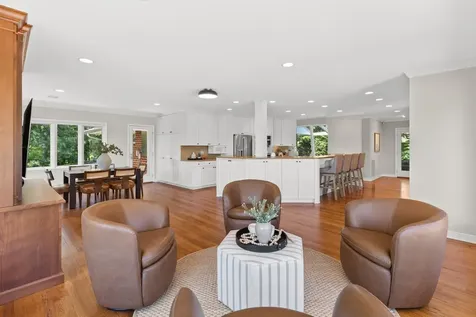 7011 Willow Creek Road Eden Prairie MN 55344