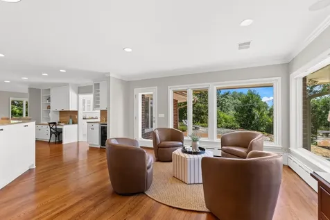 7011 Willow Creek Road Eden Prairie MN 55344