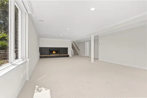 7011 Willow Creek Road Eden Prairie MN 55344