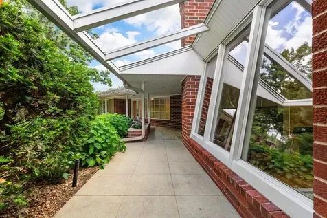 7011 Willow Creek Road Eden Prairie MN 55344