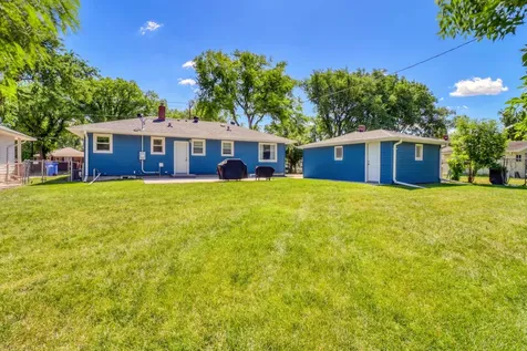 2402 Broadway N Fargo ND 58102