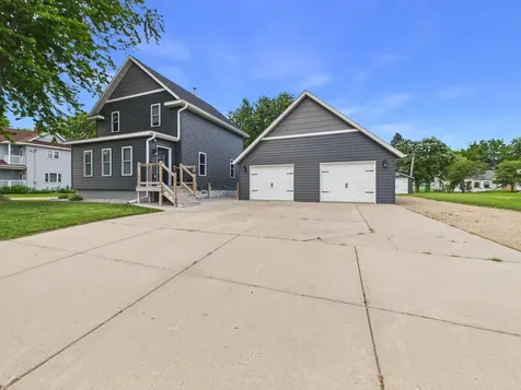 503 Main Street E Freeport MN 56331
