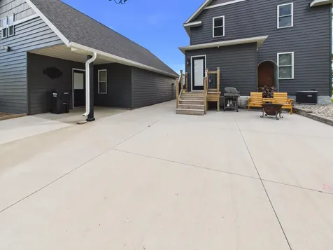 503 Main Street E Freeport MN 56331