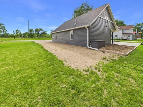 503 Main Street E Freeport MN 56331