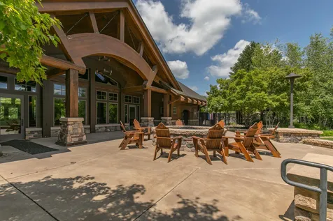 7372 Pine Tree Road Lakeville MN 55044