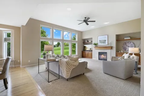 7372 Pine Tree Road Lakeville MN 55044