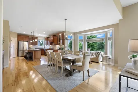 7372 Pine Tree Road Lakeville MN 55044
