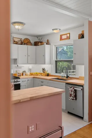 4441 42nd Avenue S Minneapolis MN 55406