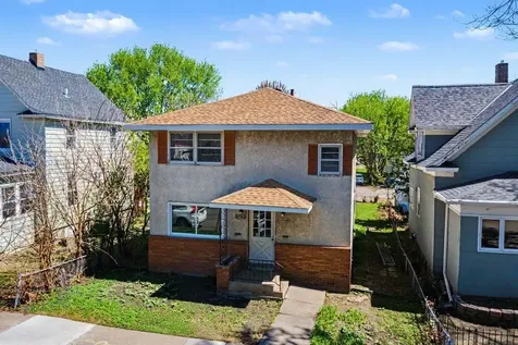 1094 25th Avenue SE Minneapolis MN 55414