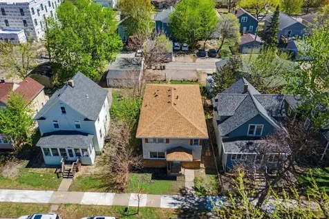 1094 25th Avenue SE Minneapolis MN 55414