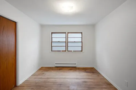 1094 25th Avenue SE Minneapolis MN 55414