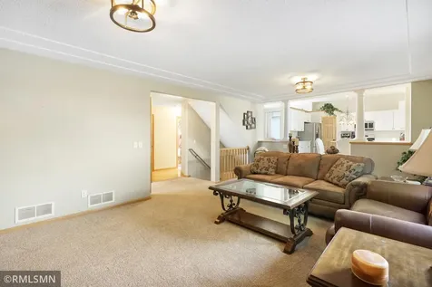 15751 Cicerone Path Rosemount MN 55068