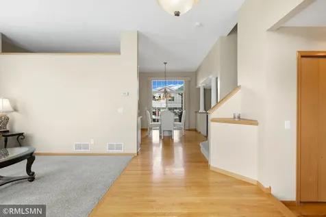 15751 Cicerone Path Rosemount MN 55068