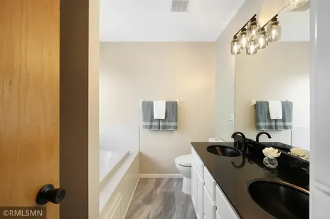 15751 Cicerone Path Rosemount MN 55068