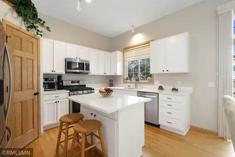 15751 Cicerone Path Rosemount MN 55068