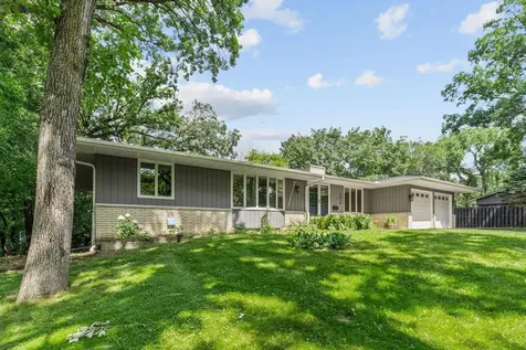 5010 Diane Drive Hopkins MN 55343