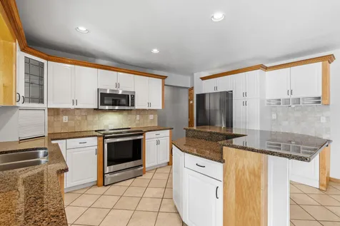 5010 Diane Drive Hopkins MN 55343