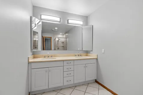 5010 Diane Drive Hopkins MN 55343