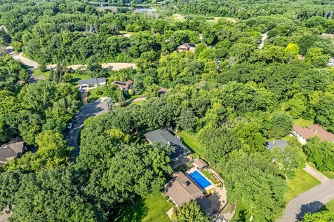 5010 Diane Drive Hopkins MN 55343