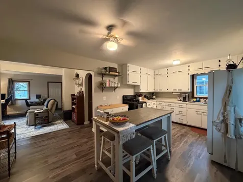 318 N Austin Avenue Litchfield MN 55355
