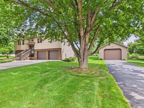 1216 Callaway Street E Saint Joseph MN 56374