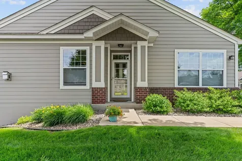 1004 Victoria Greens Boulevard Victoria MN 55386