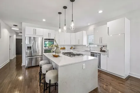 1740 Palace Avenue Saint Paul MN 55105